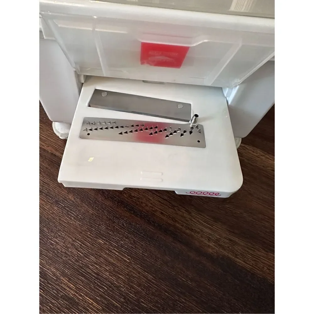 Paderno World Cuisine veggie spiralizer tool and cookbook